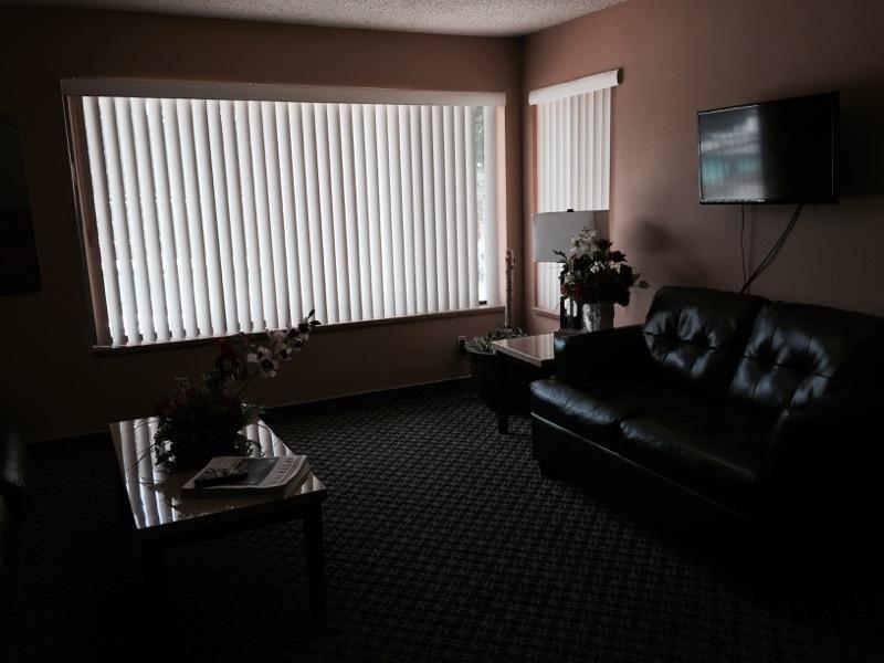 فندق Super 8 By Wyndham ردينغ، كاليفورنيا المظهر الخارجي الصورة